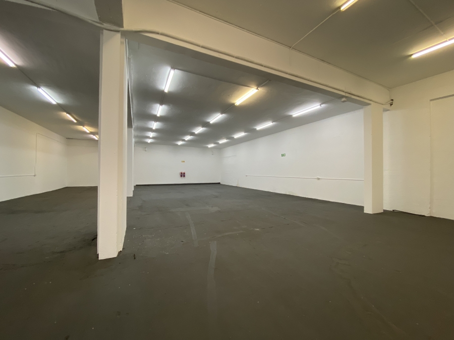 To Let commercial Property for Rent in Maitland Western Cape